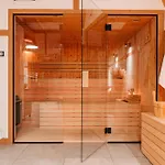 Sen I Wino, Na Winnicy Ze Strefa *