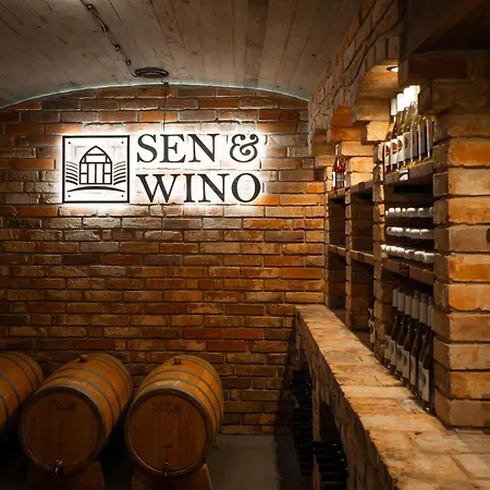 Sen I Wino, Domki I Apartament Na Winnicy Ze Strefa Spa Holiday park *