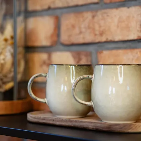 Sen I Wino, Na Winnicy Ze Strefa 假日公园 Żywiec